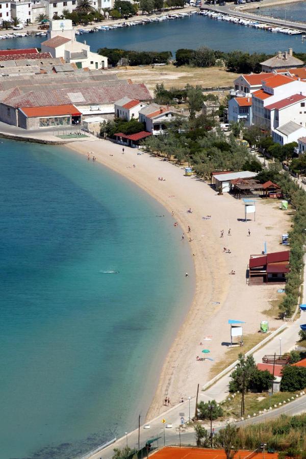 Apartments By The Sea Pag - 11778 Pag Town Eksteriør billede